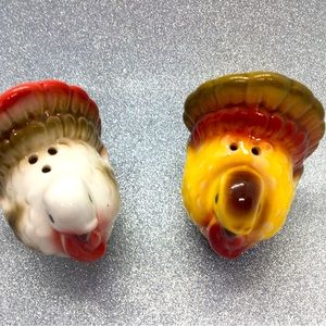 Cracker Barrel Turkey Fall Salt and Pepper set